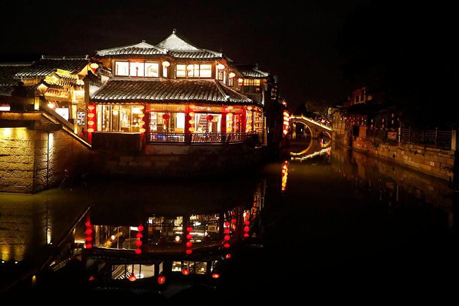 跪求使命召唤ol里空对地导弹的原图，游戏画面